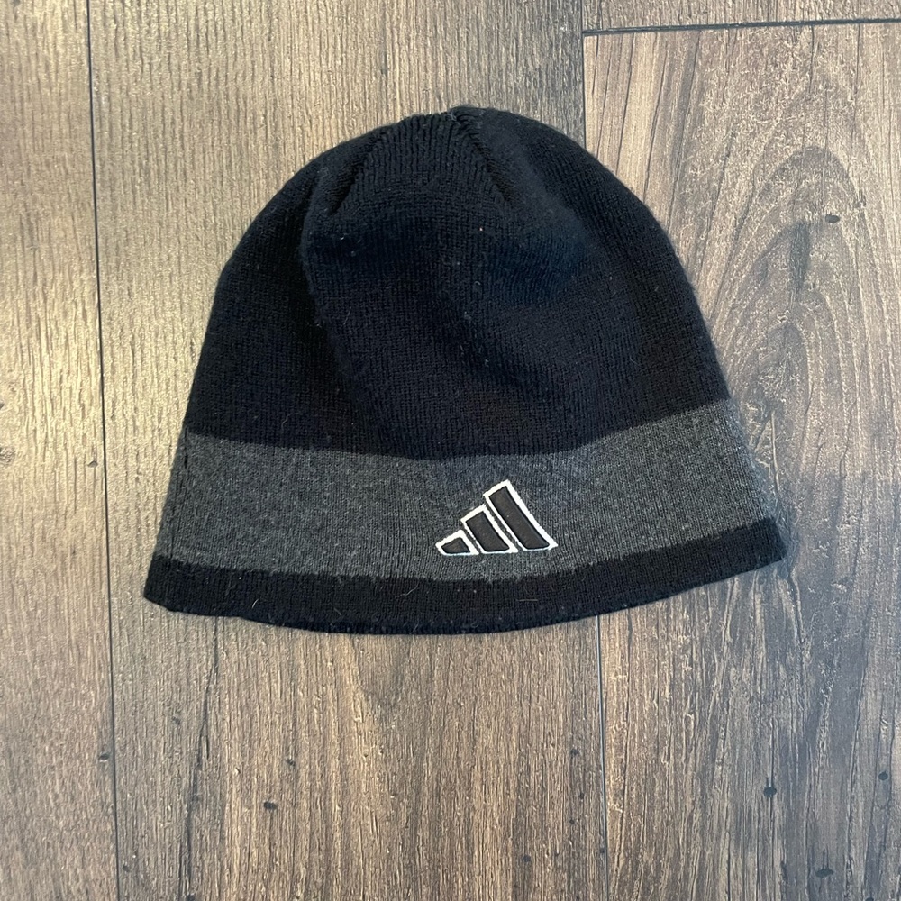 ADIDAS winter hat cap - Picture 2 of 2